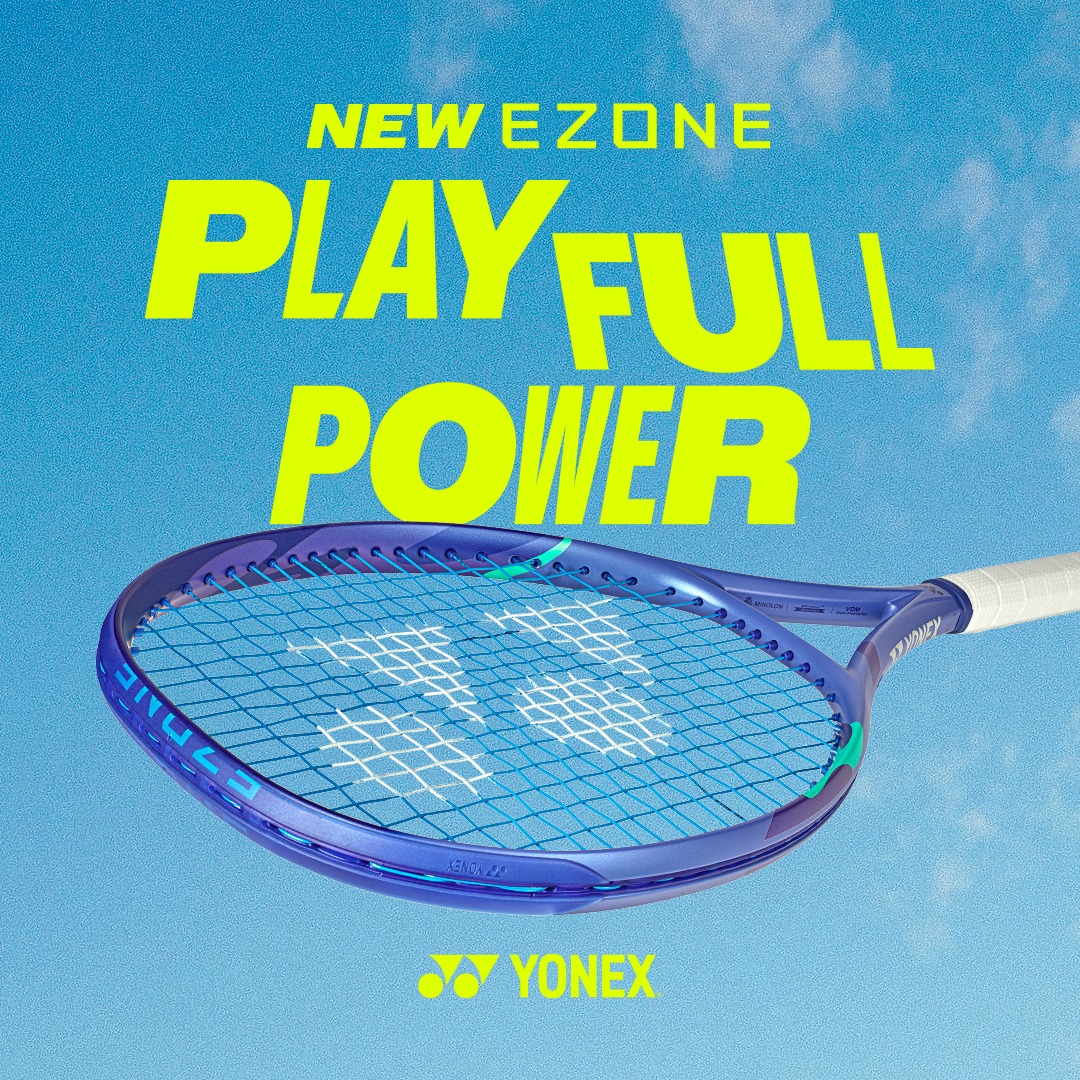 PLAY FULL POWER! Yonex EZONE on saanud 8.põlvkonna täiustatud mudeli – uue disaini, erksinise tooni ja senisest suurema SweetSpotiga EZONE Blast Blue. Reket lan
